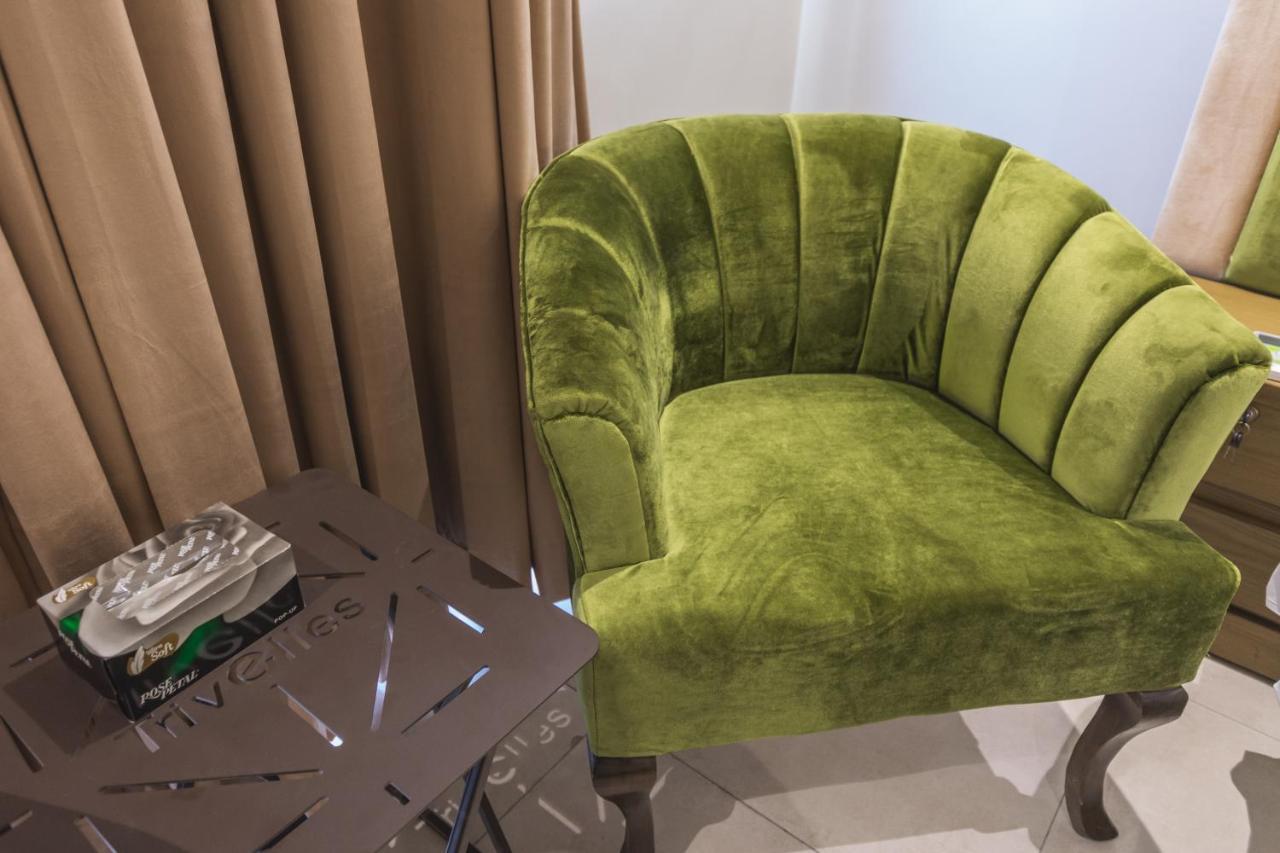Trivelles Executive Suites Islamabad Buitenkant foto