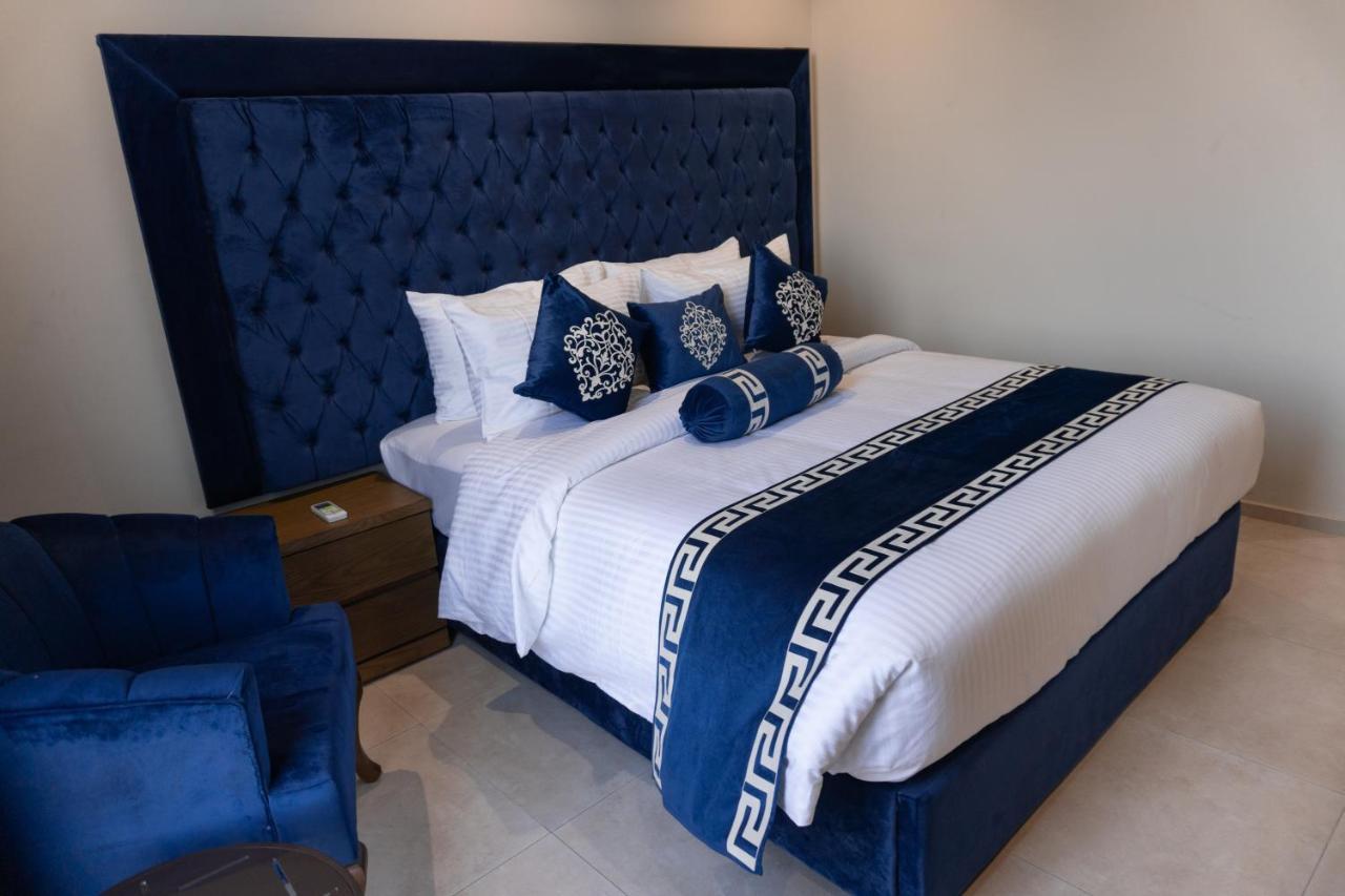 Trivelles Executive Suites Islamabad Buitenkant foto