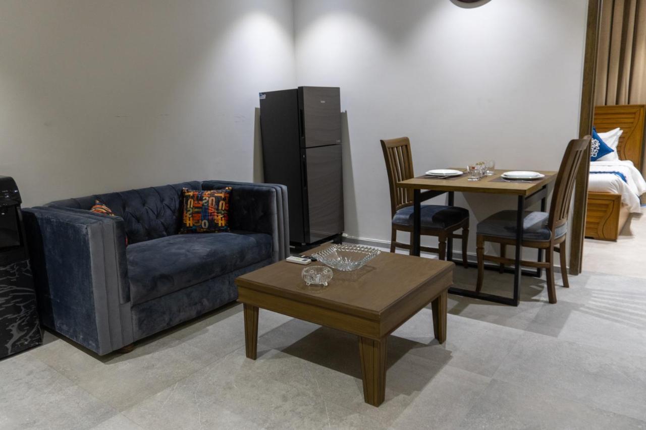 Trivelles Executive Suites Islamabad Buitenkant foto