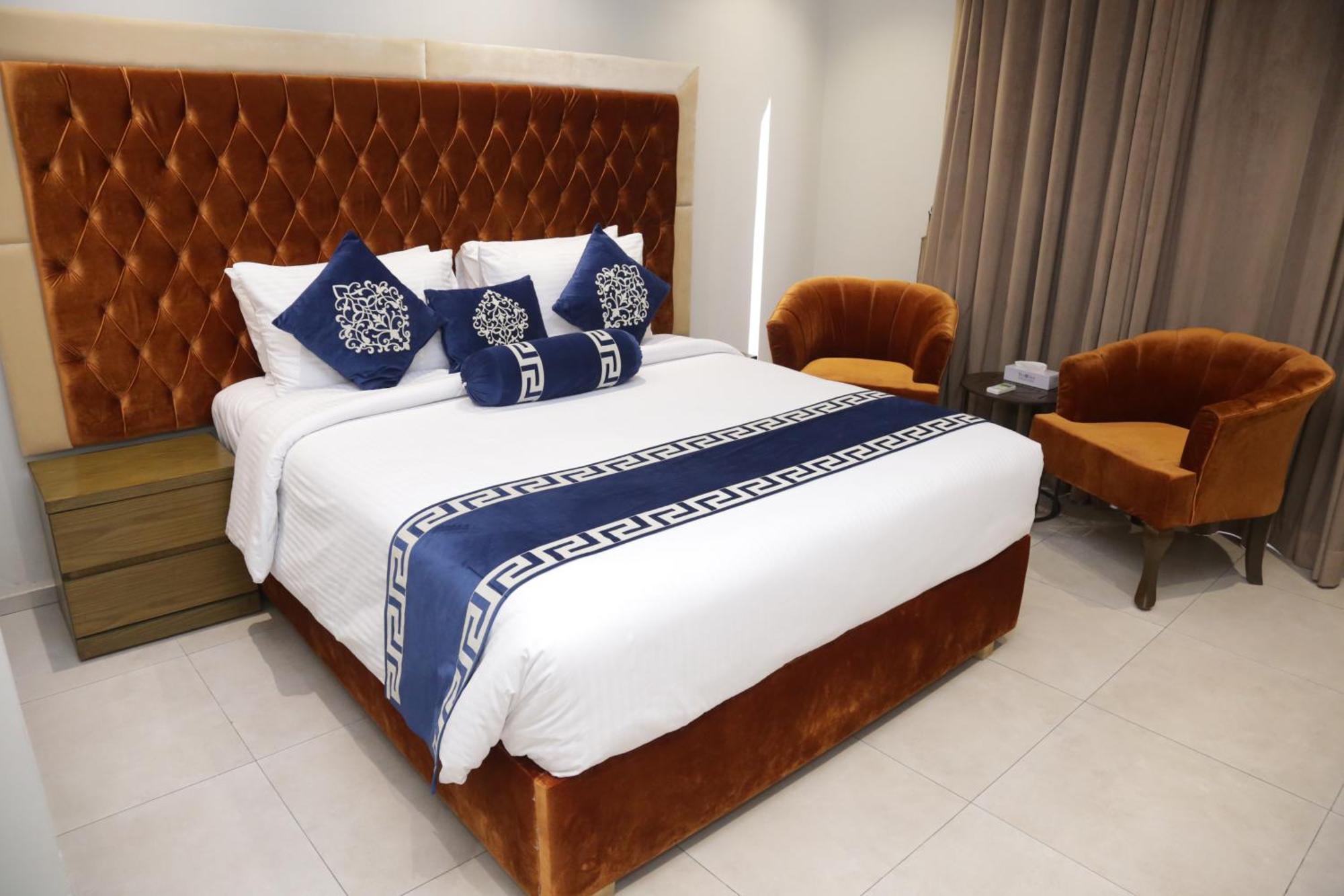 Trivelles Executive Suites Islamabad Buitenkant foto